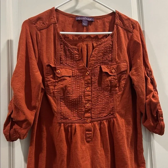 Gloria Vanderbilt 1/2 button down boho peasant pleat top 3/4 sleeve tab size M - Picture 10 of 11
